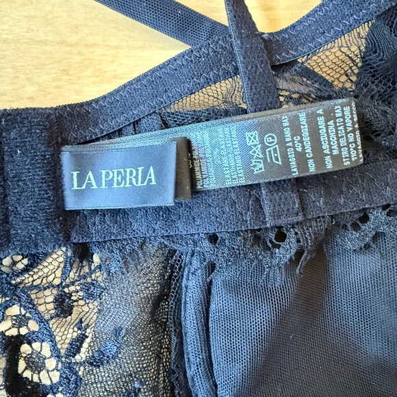 LA PERLA LINGERIE SET LUXURY SEXY FEMININE UNDERWIRE BRA MID RISE BRIEF LACE NEW - Picture 11 of 12